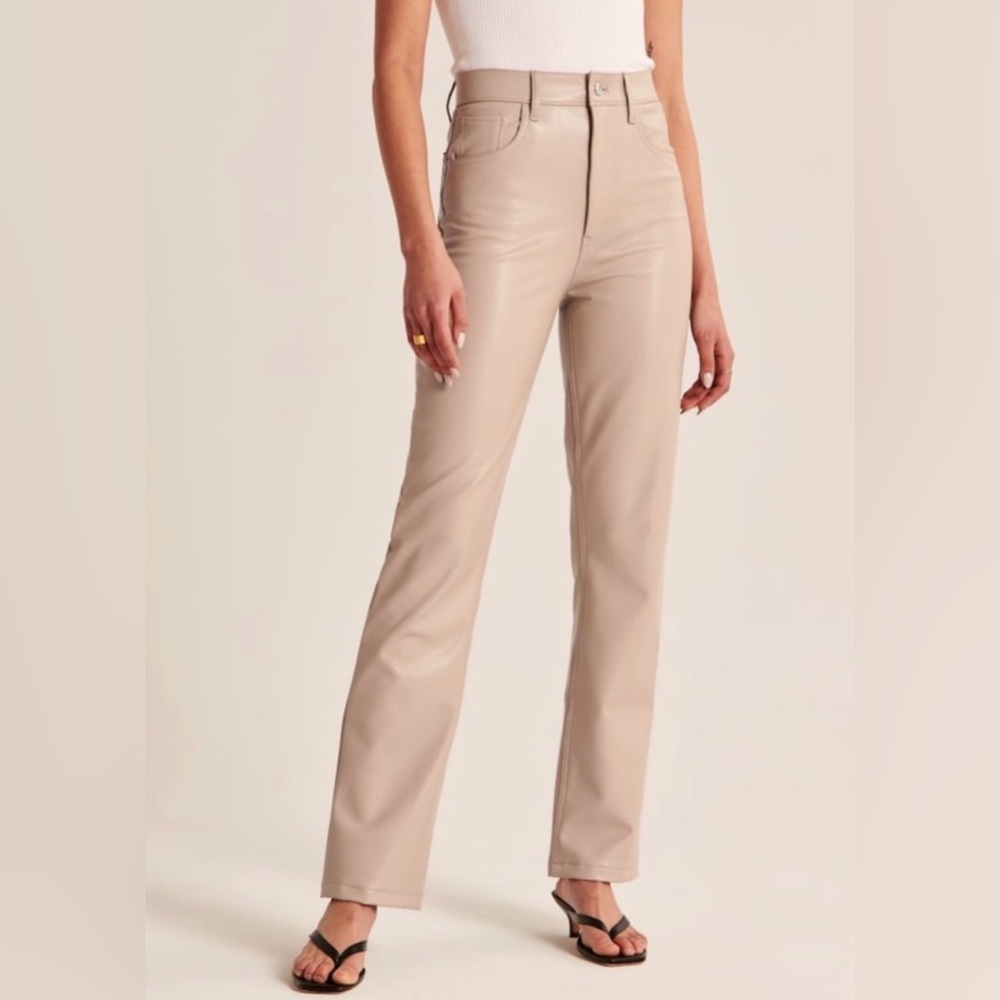 Abercrombie & Fitch 90's Straight Ultra High Rise Vegan Leather Pants - 27 Short